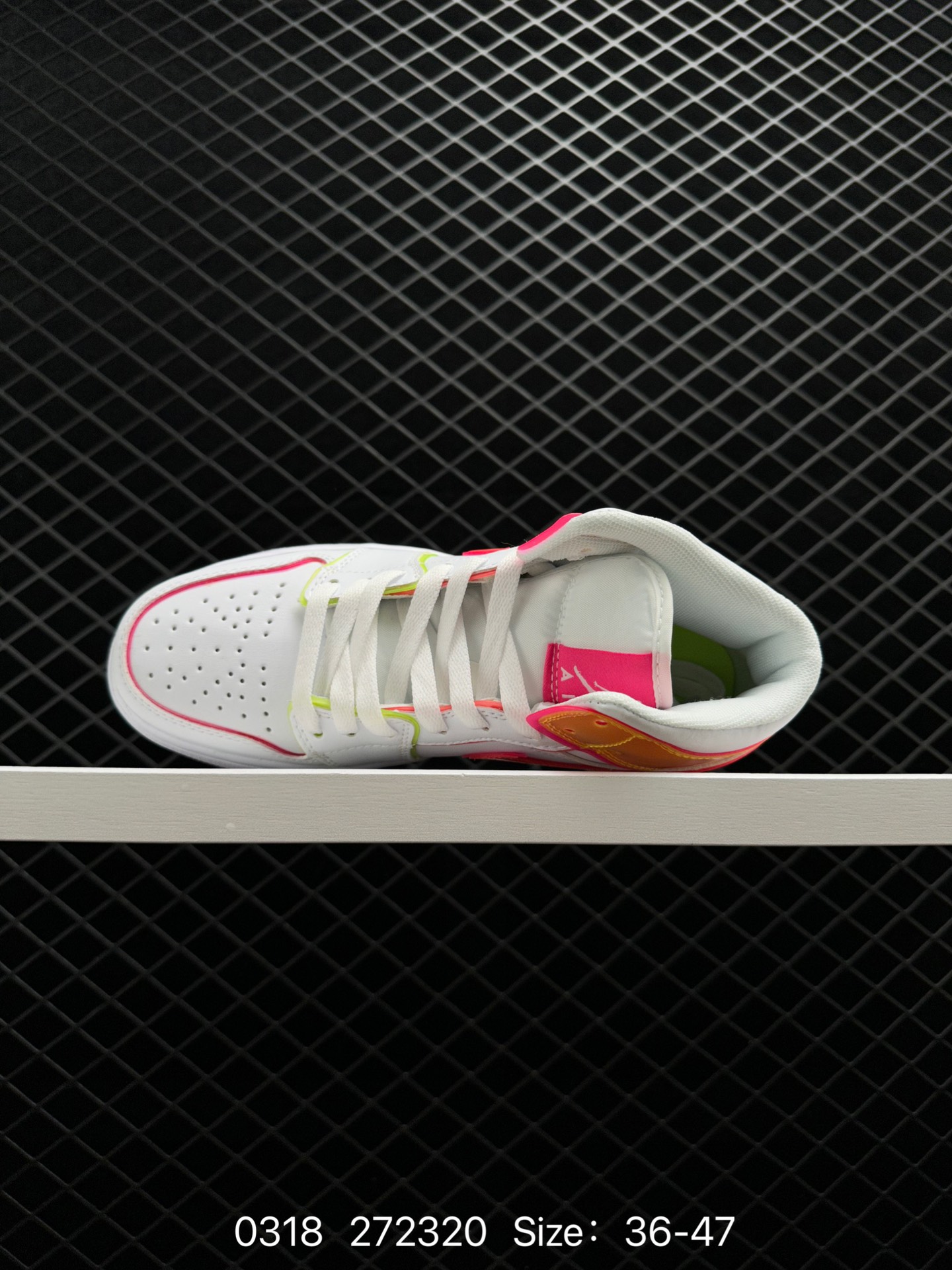 NIKE Air Jordan 1 Mid GS